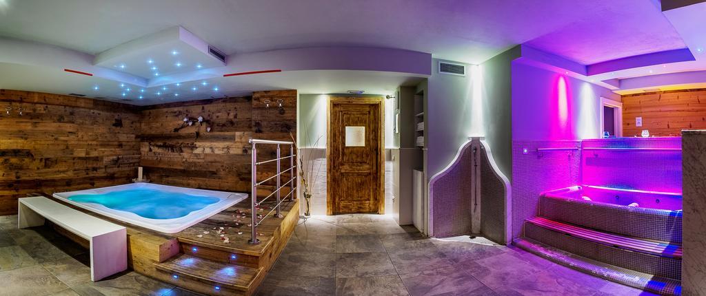 Hotel Santanton ボルミオ エクステリア 写真